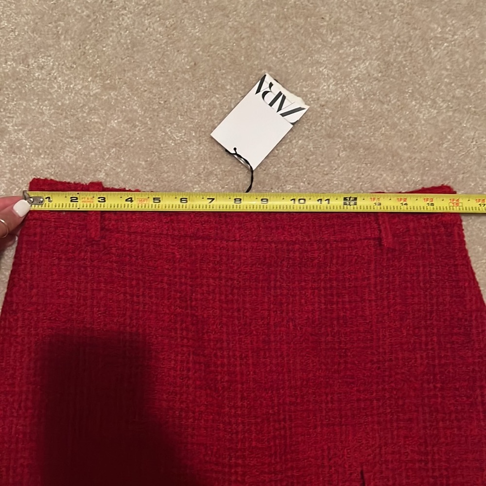 ZARA TEXTURED RED SKIRT WITH SLIT - Picture 10 of 12